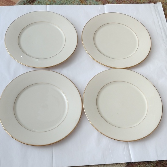 Lenox HAYWORTH 8.25” Salad Plates USA Cream W/ Gold Band, Set of 4 - Picture 2 of 6